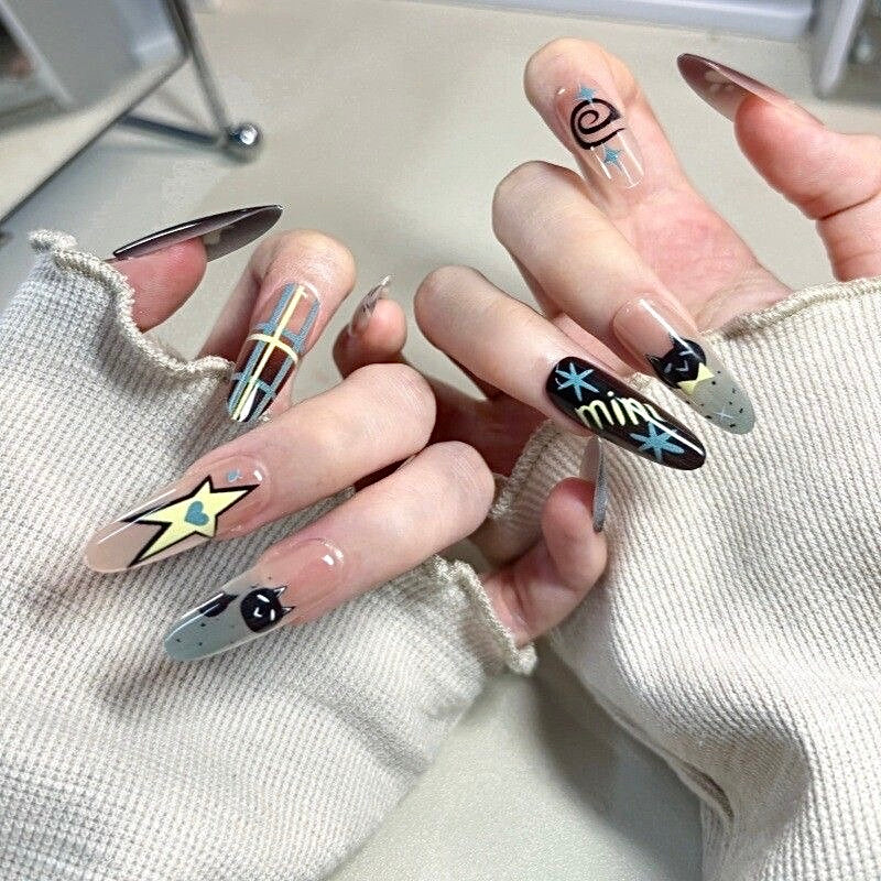 Star Cat Nails